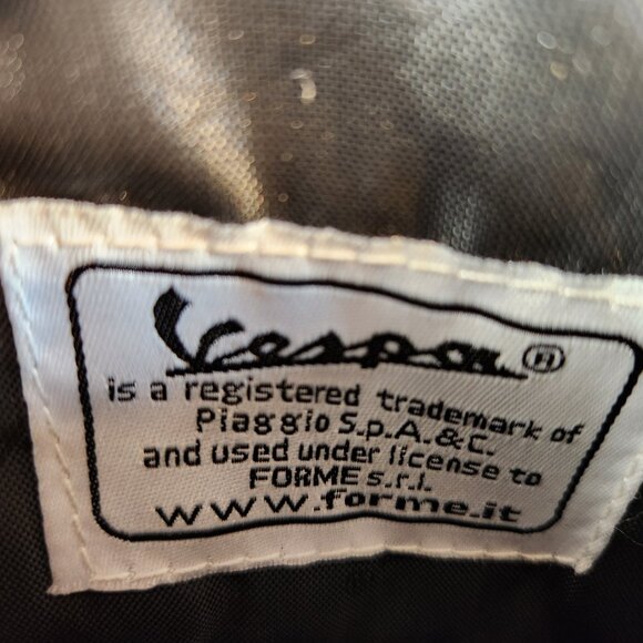 Green and Cream Shoulder Bag - Picture 16 of 16